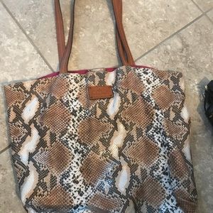 Patricia Nash tote